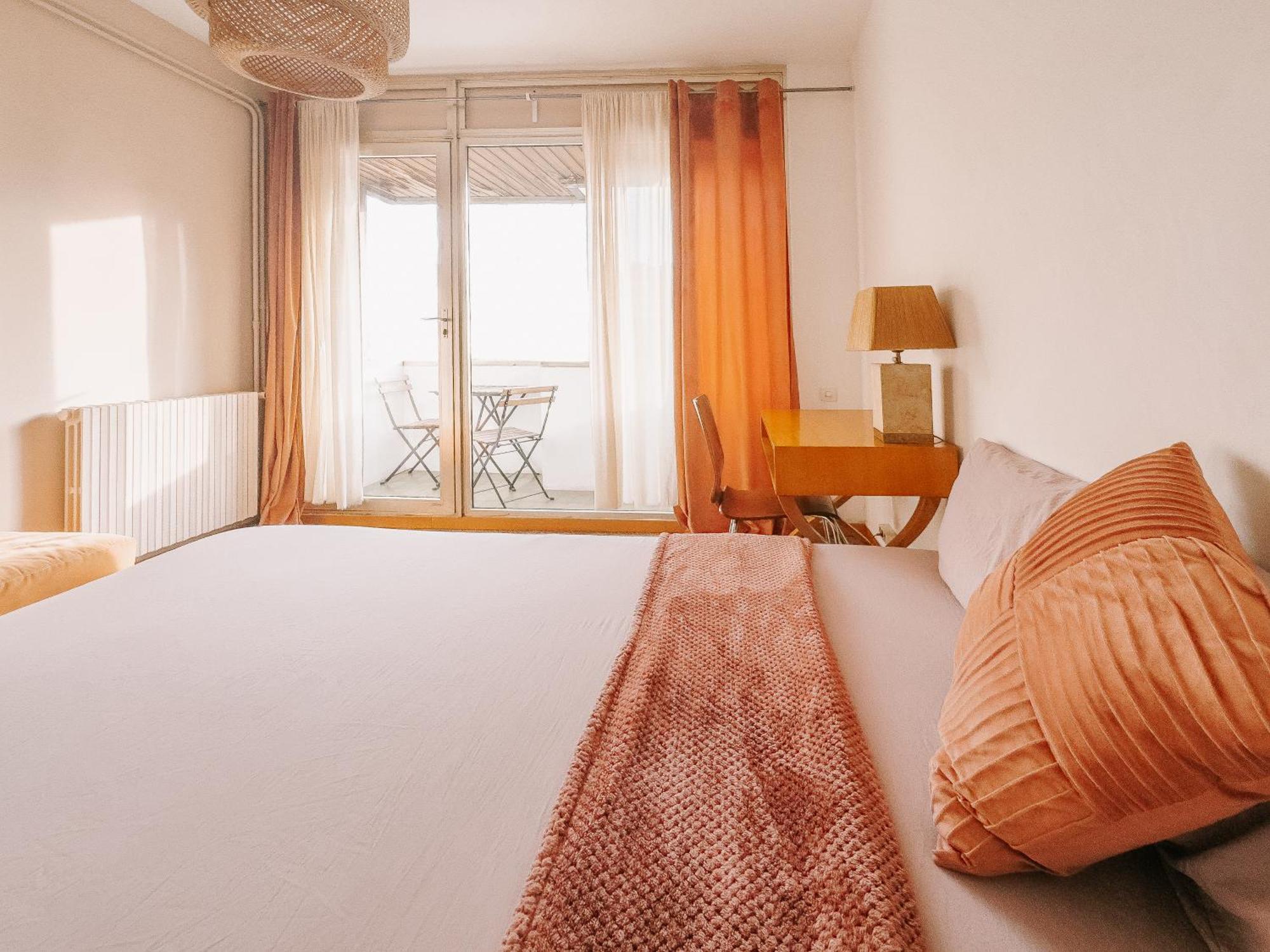 Lovely Rooms In Shared Apartment Gracia Neighborhood Барселона Экстерьер фото
