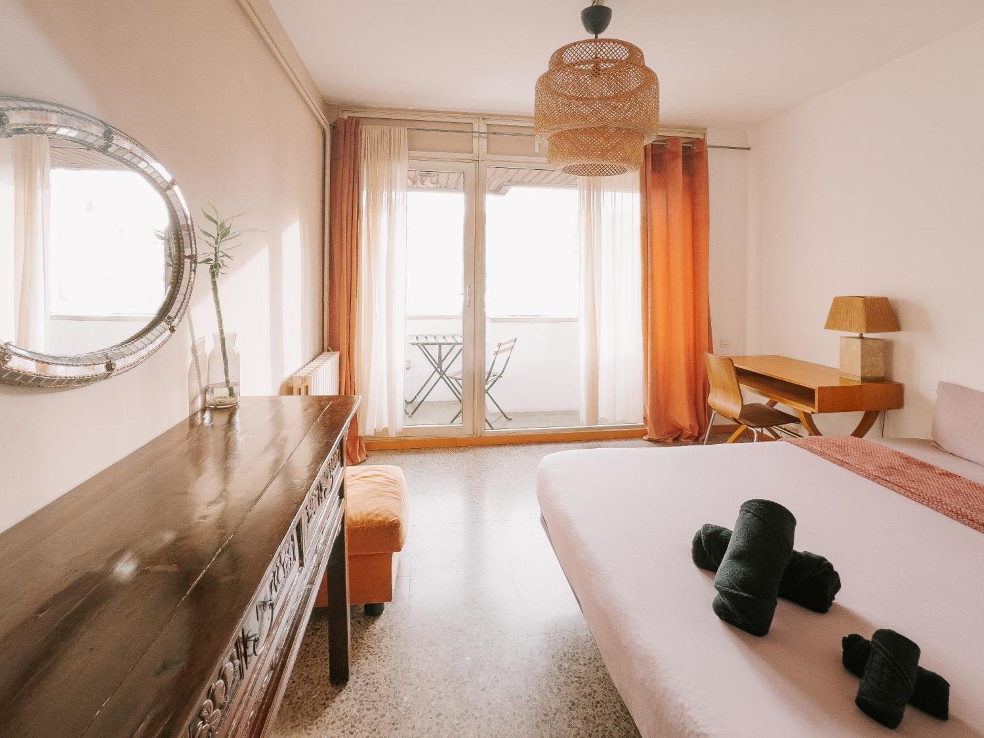 Lovely Rooms In Shared Apartment Gracia Neighborhood Барселона Экстерьер фото
